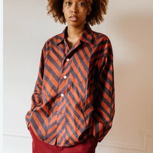 Niki Chasin XL brick/black chevron light weight utility shirt